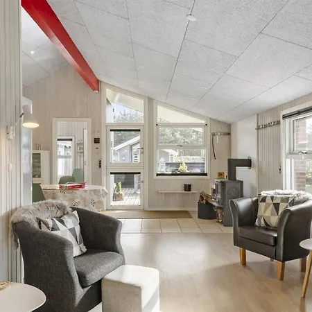 Mettemarie - 800m From The Sea By Interhome Semesterbostad