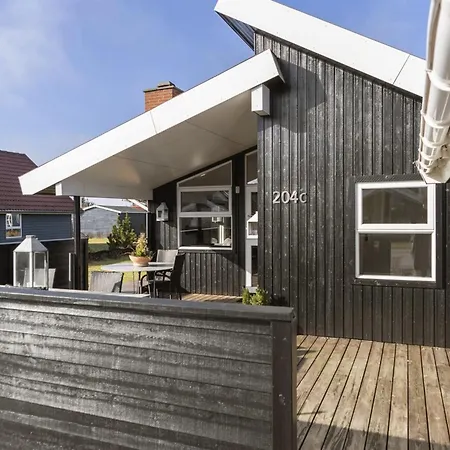 Semesterbostad Mettemarie - 800m From The Sea By Interhome *